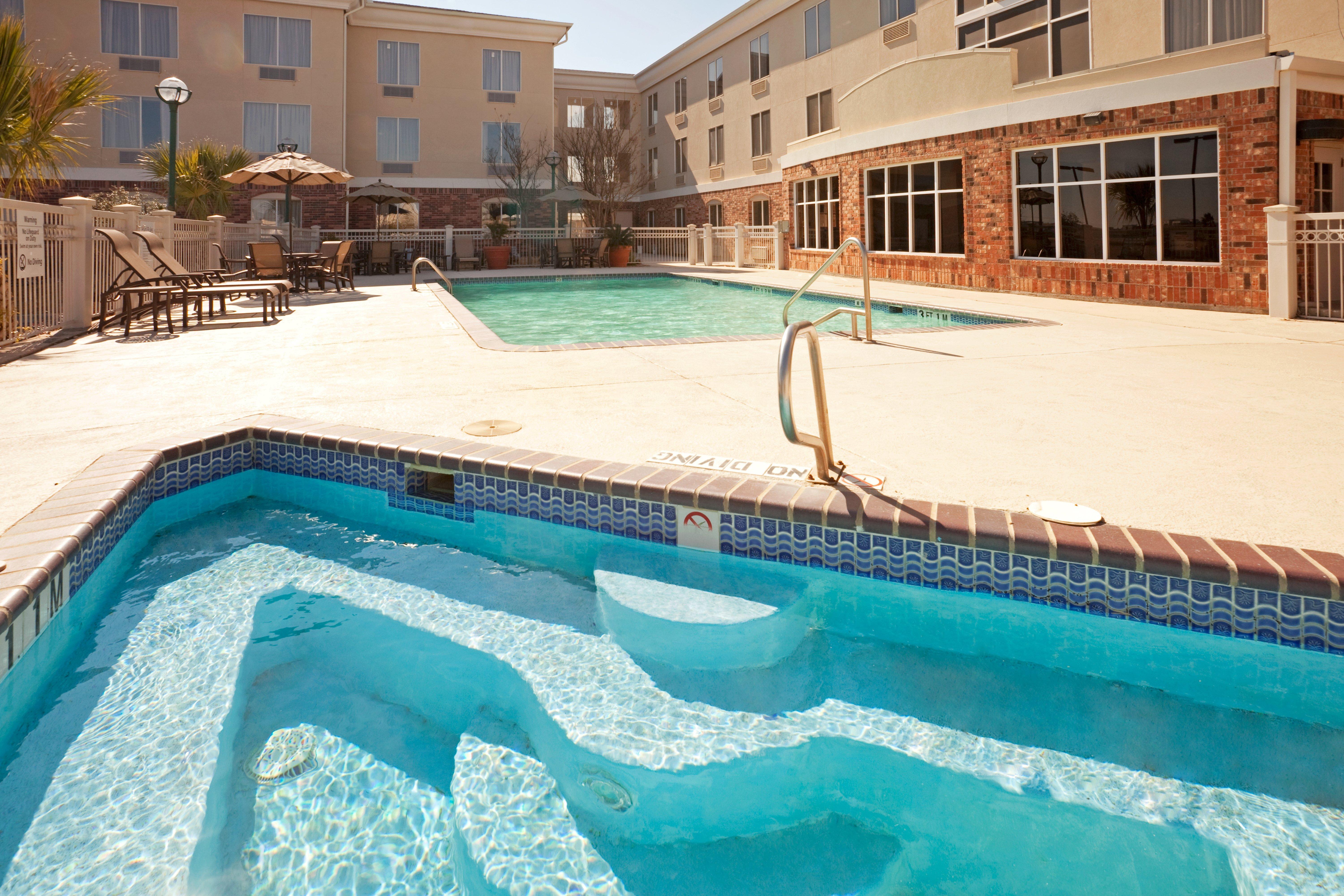 Hotel Express & By Ihg